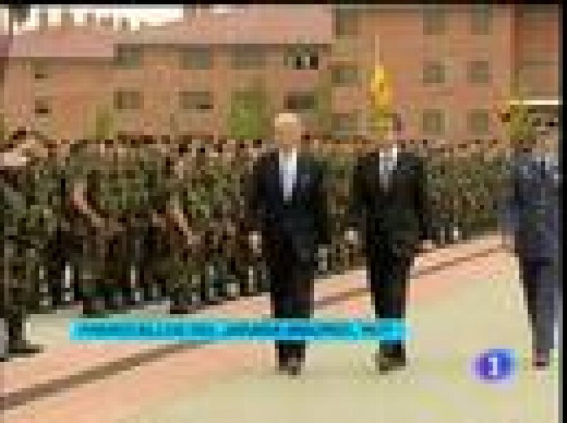  Joe Biden con las tropas españolas