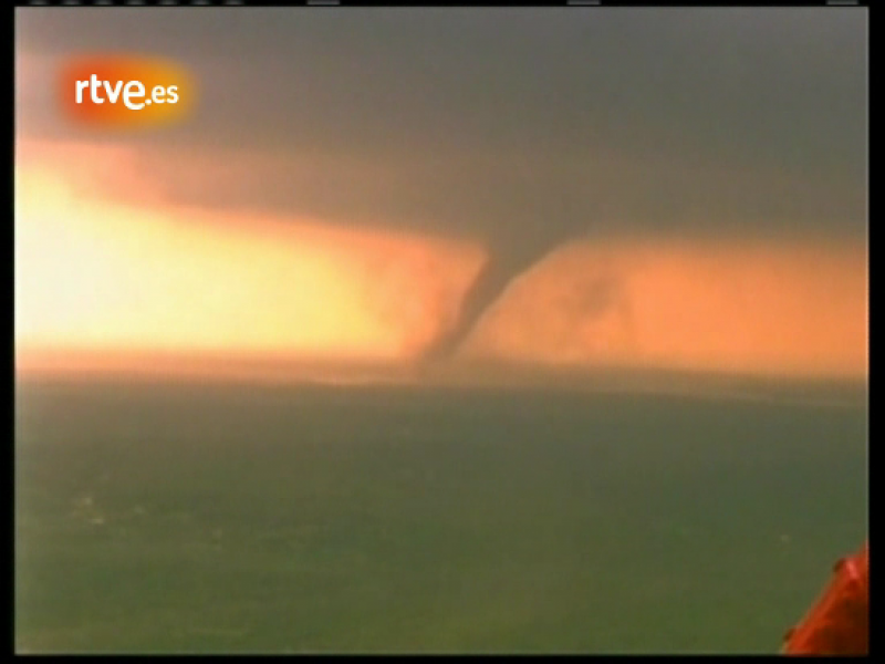 Varios tornados arrasan Oklahoma y dejan 5 muertos