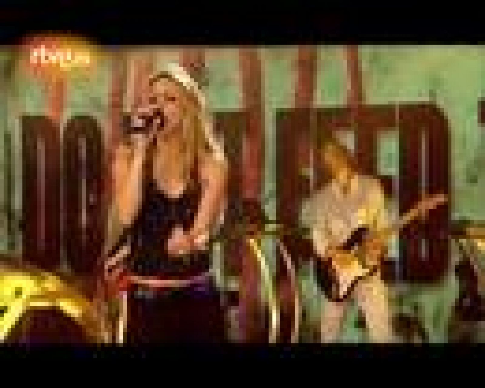 Sin programa: Shakira desenchufada: 'She Wolf' | RTVE Play