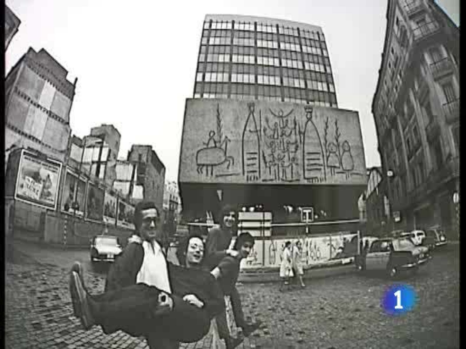 A finales de los años sesenta abrió sus puertas en Barcelona la discoteca Bocaccio | Ver