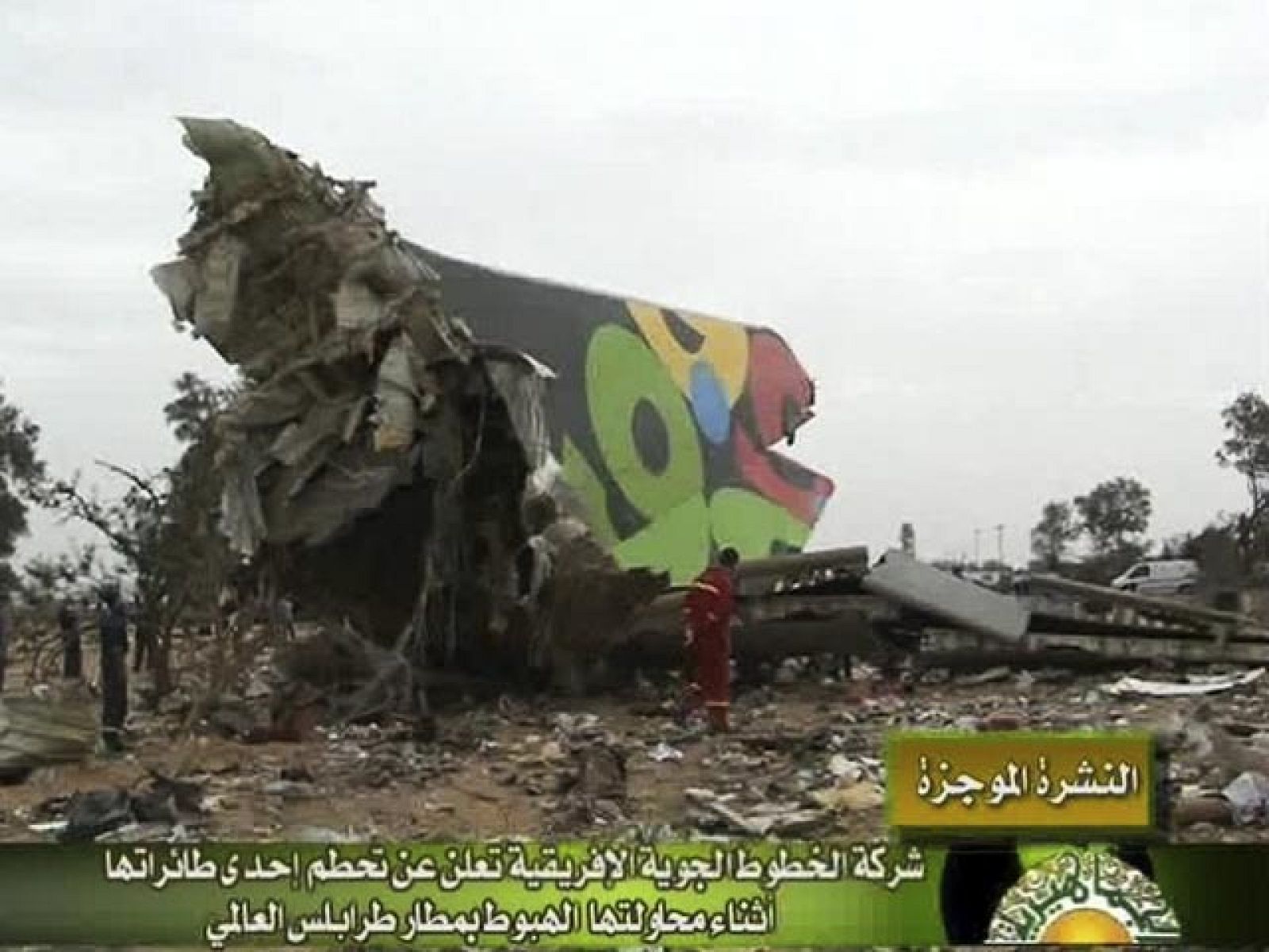 Al menos 103 muertos en un acidente de avión en Trípoli, Libia