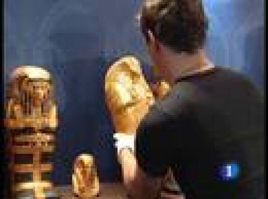  - Tutankhamon, la tumba y sus tesoros