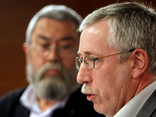 La 2 Noticias - Sindicatos discrepan de Zapatero