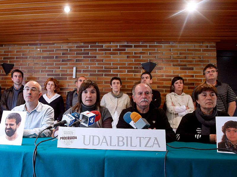 Presos etarras piden un proceso de paz