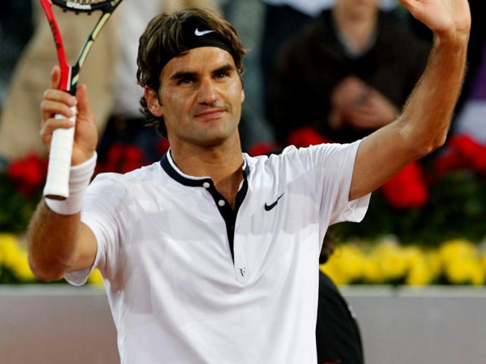 Federer bate a Ferrer y pasa a la final