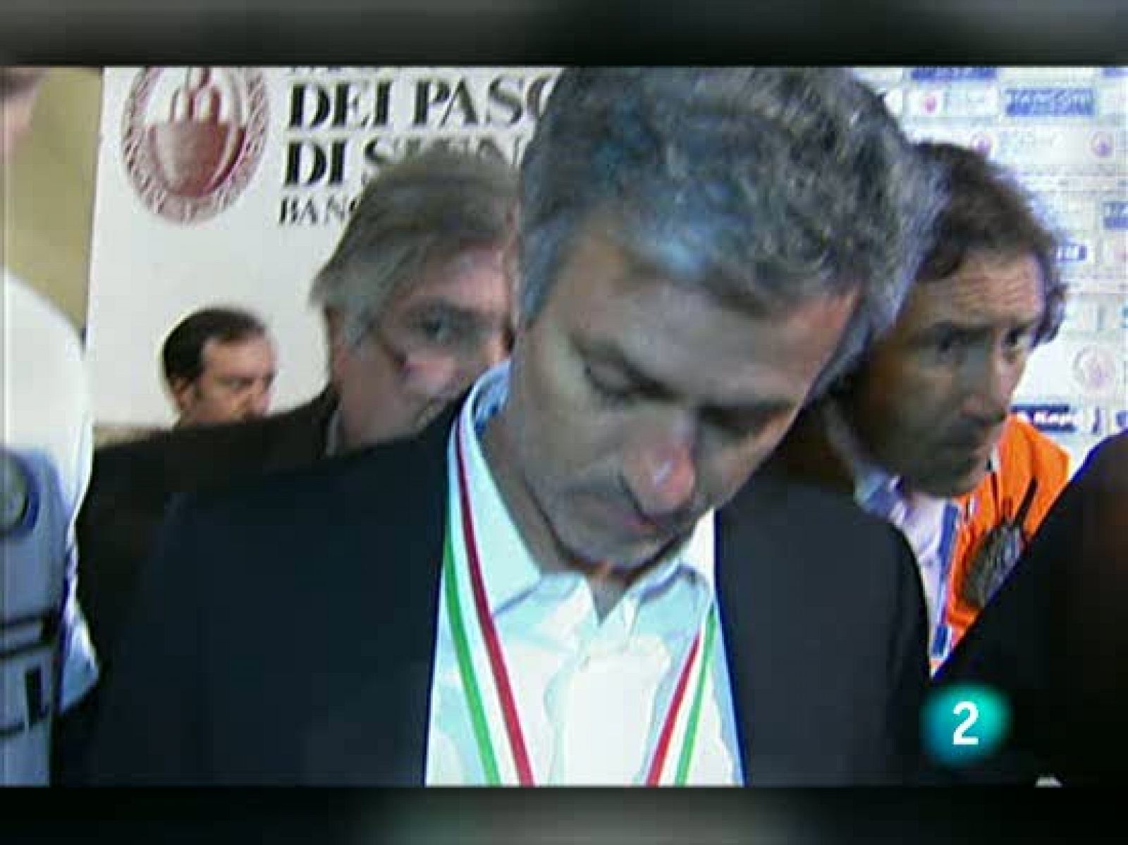 Mourinho: 'Tengo contrato... ¿hasta cuándo?' | Ver