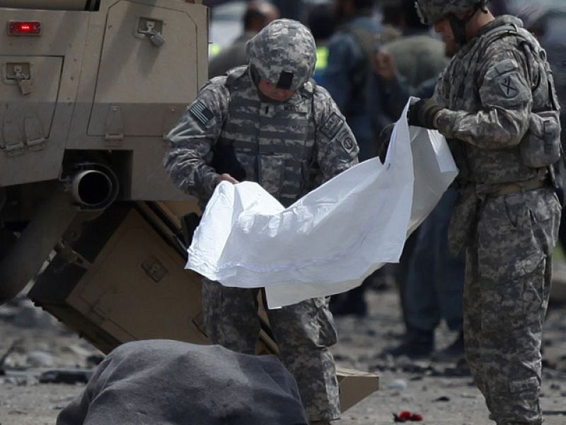 Atentado en Afganistán contra un convoy de la OTAN