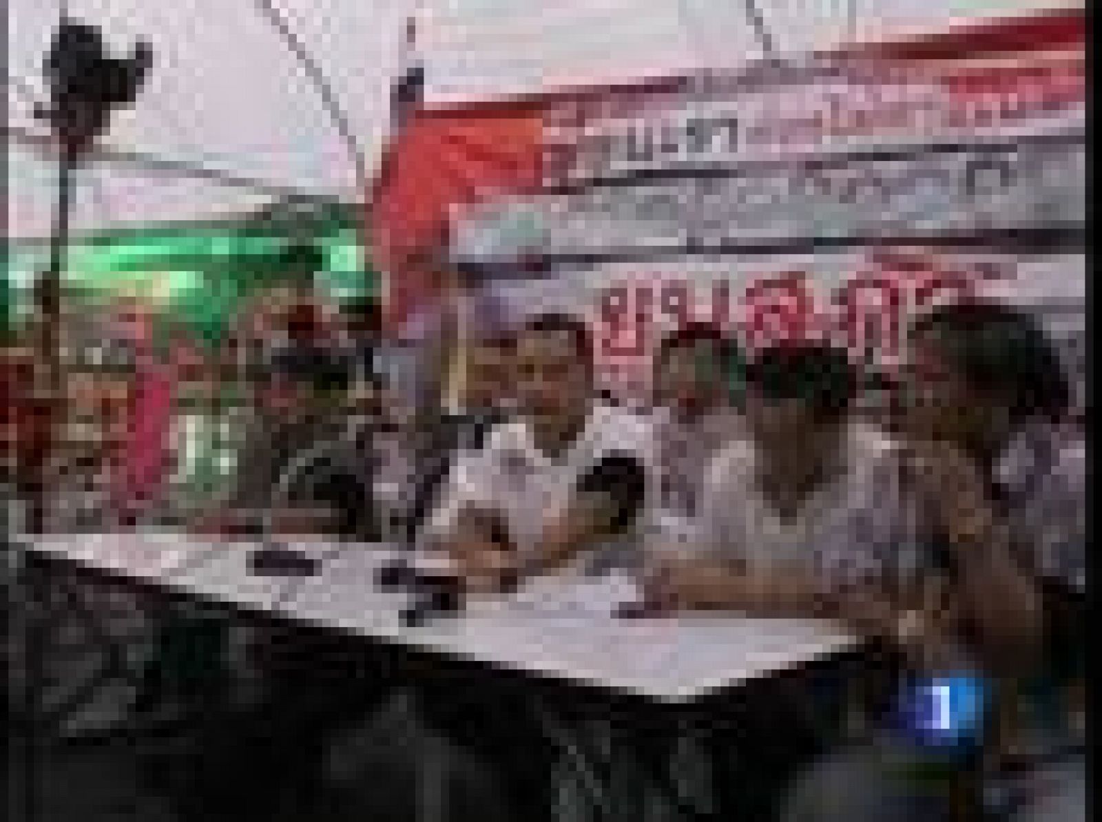 El gobierno tailandés ha rechazado el diálogo con los 'camisas rojas' | Ver