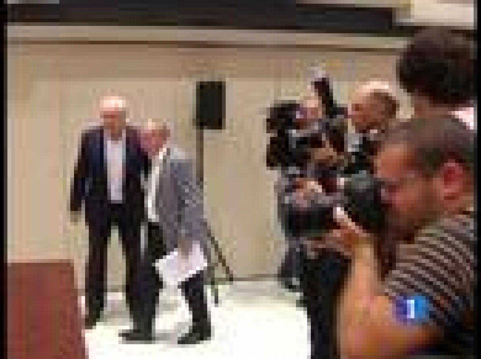 El Gobierno explicará a los agentes sociales las medidas para recortar el déficit el próximo jueves | Ver