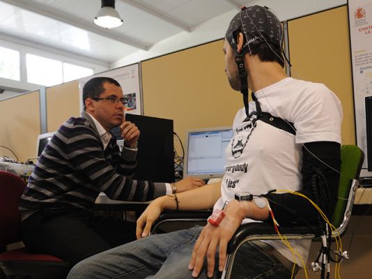 Ciencia y tecnología en Rtve.es - Eliminar el temblor del Parkinson