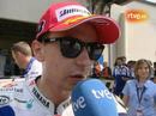  - Rossi, primero, pero rodeado