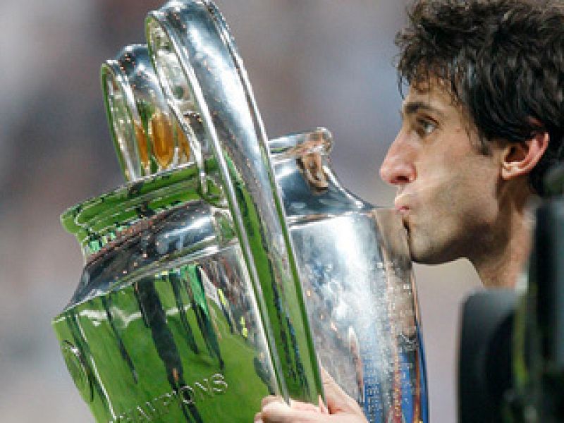 La final de la Champions pone fin a un competido campeonato que corona al mejor equipo de fútbol de Europa. Bayern e Inter han luchado, durante 90 minutos, por alcanzar la gloria, aunque sólo los interistas lo han conseguido.