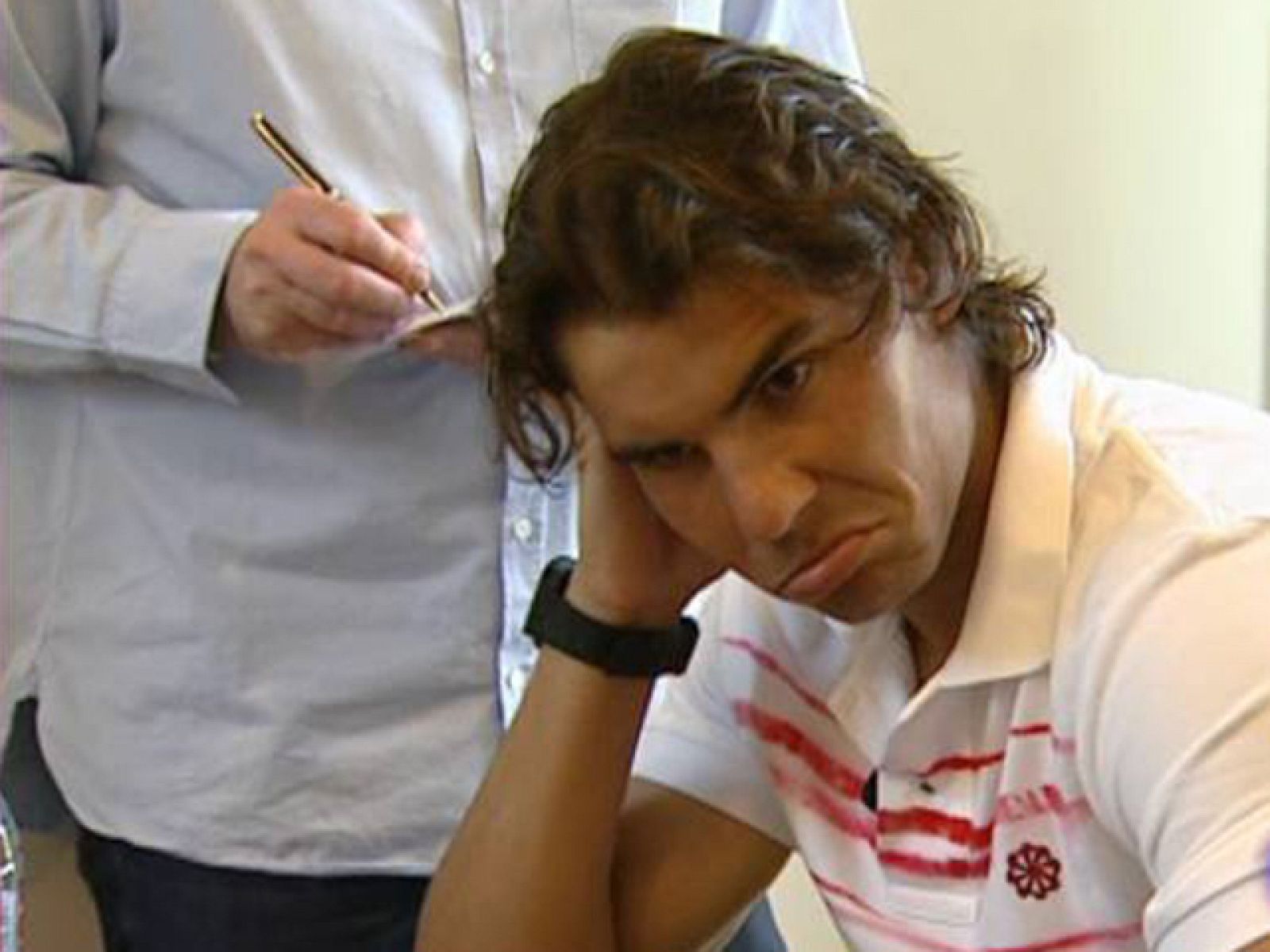 Rafa Nadal inicia el miércoles su reconquista en Roland Garros ante un joven debutante del tornero francés de apenas 18 años.