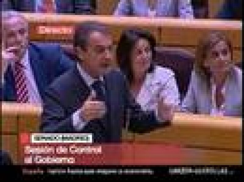 Zapatero en el Senado durante la sesión de control al gobierno