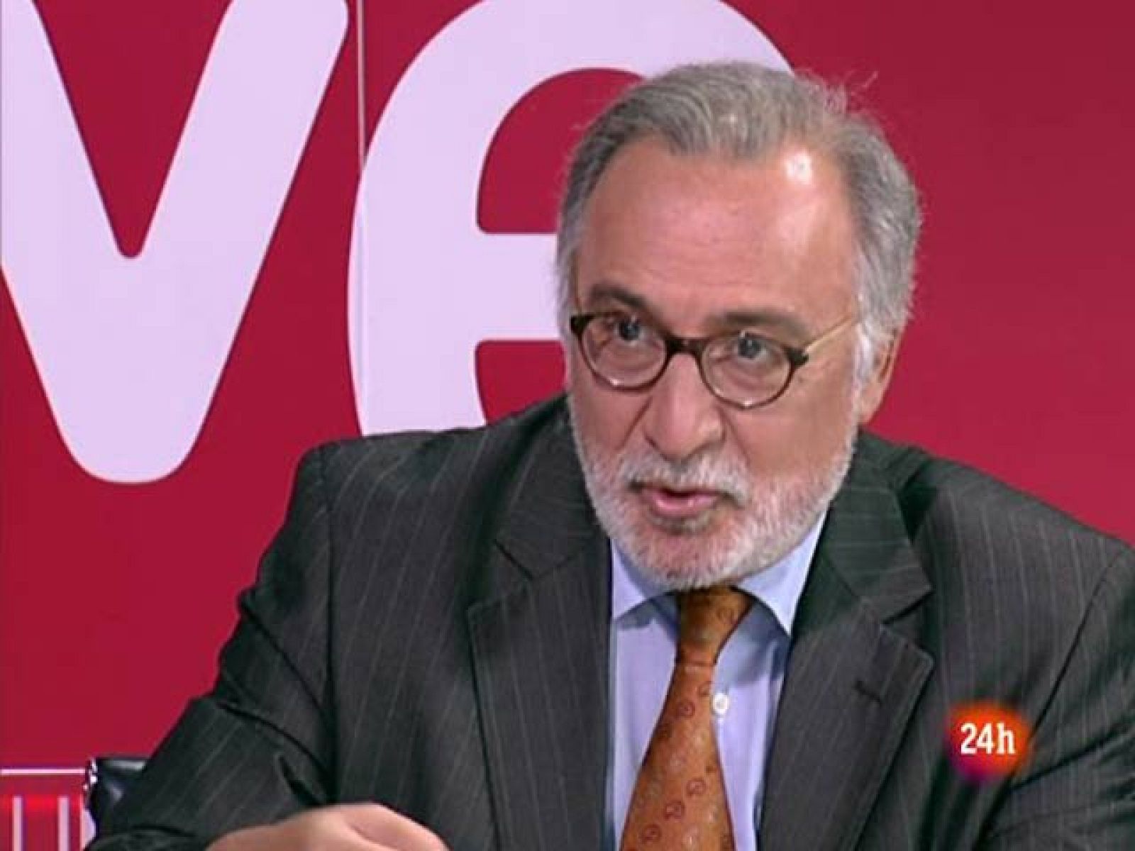 Noche 24 - El director de la DGT: 'La filosofía de la nueva ley es hacerlo todo más sencillo' - La noche en 24h | Ver