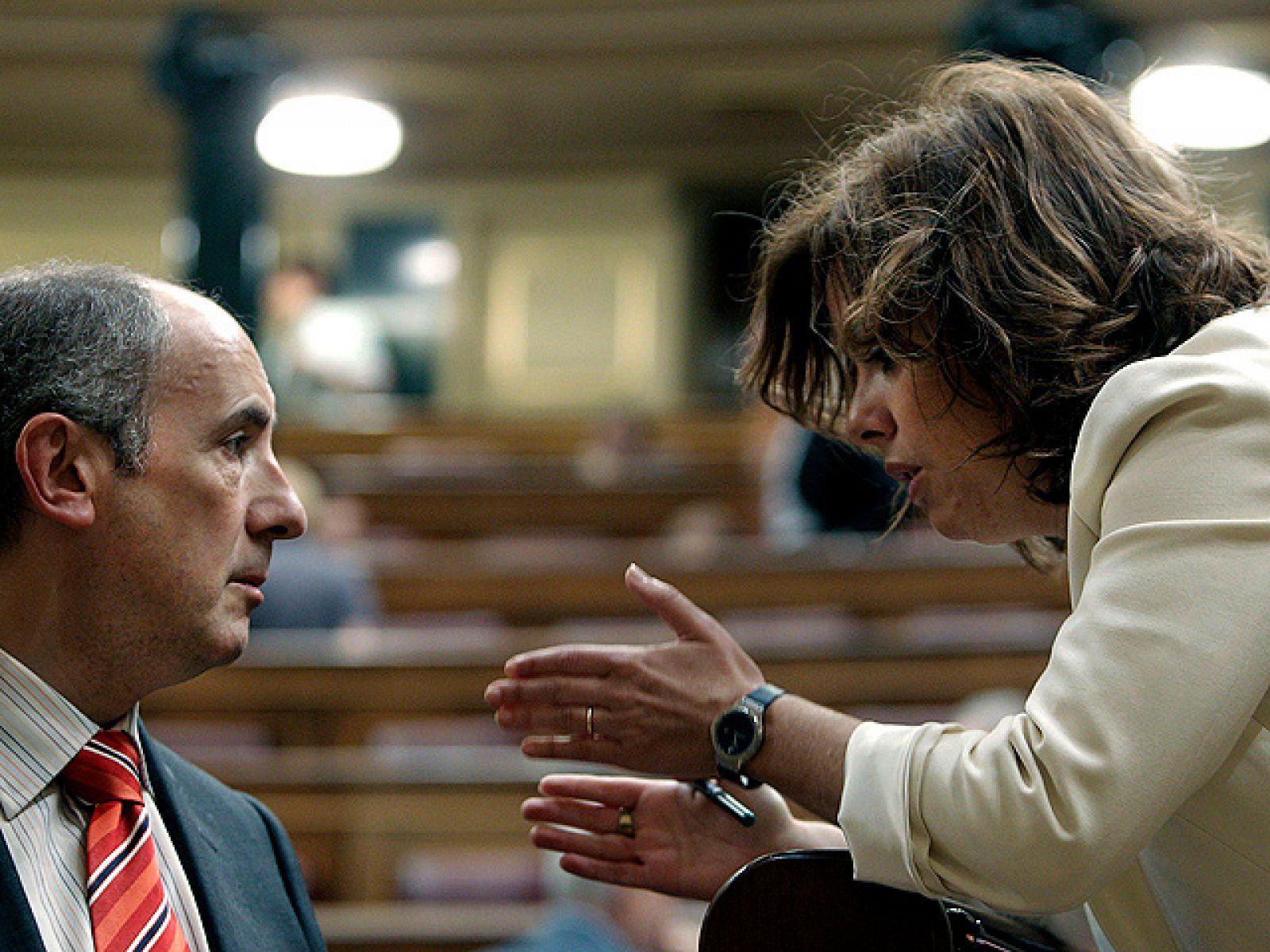 El PP: El decretazo será el "principio del fin" de Zapatero | Ver