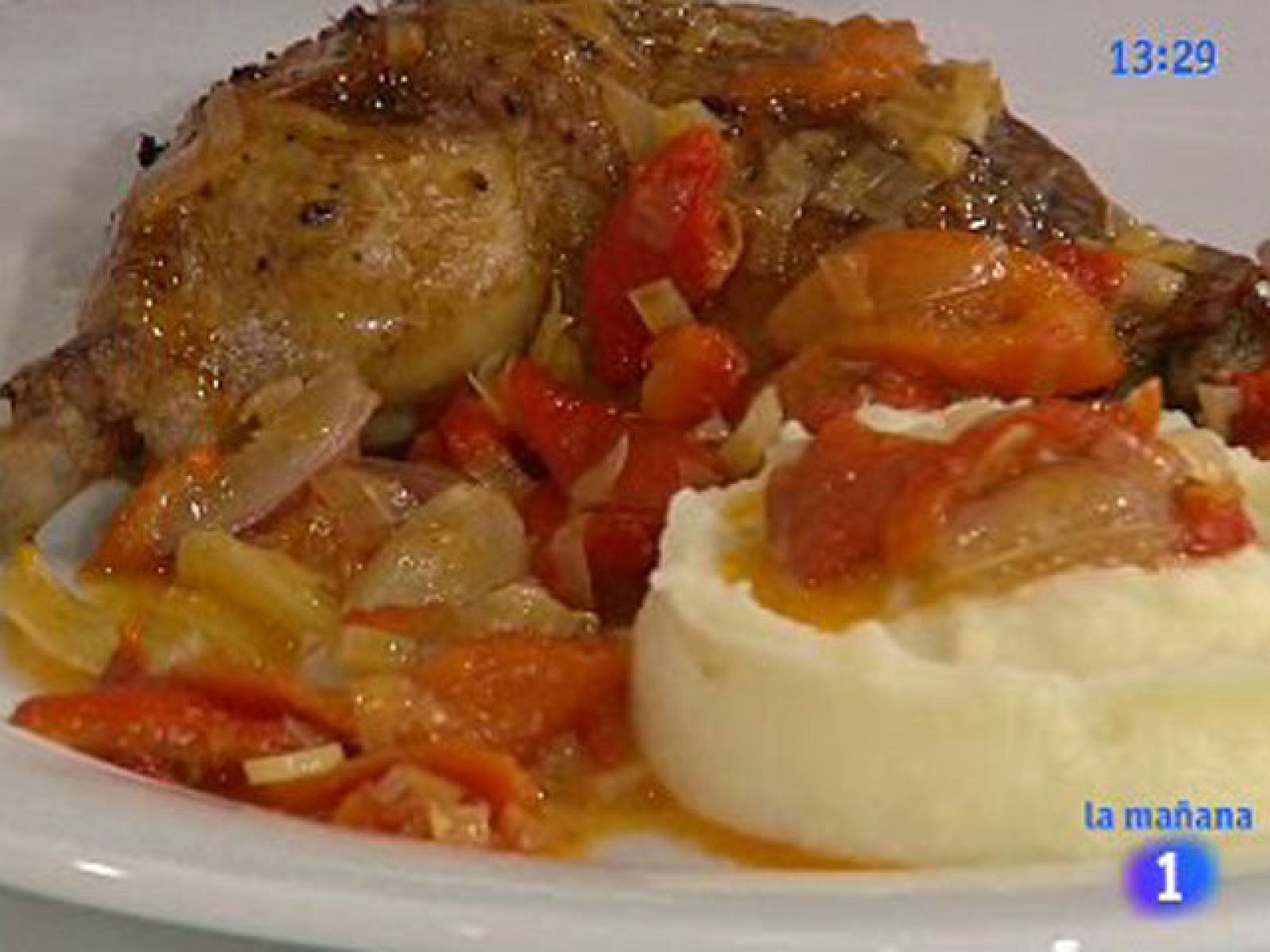 Saber cocinar - Pollo asado con salsa de uvas - RTVE Cocina | Ver