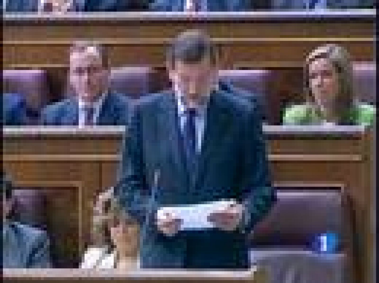 Ha sido en la sesión de control, en el Congreso, donde Mariano Rajoy le ha acusado de perjudicar a la economía por la desconfianza que, en su opinión, genera el Gobierno.
