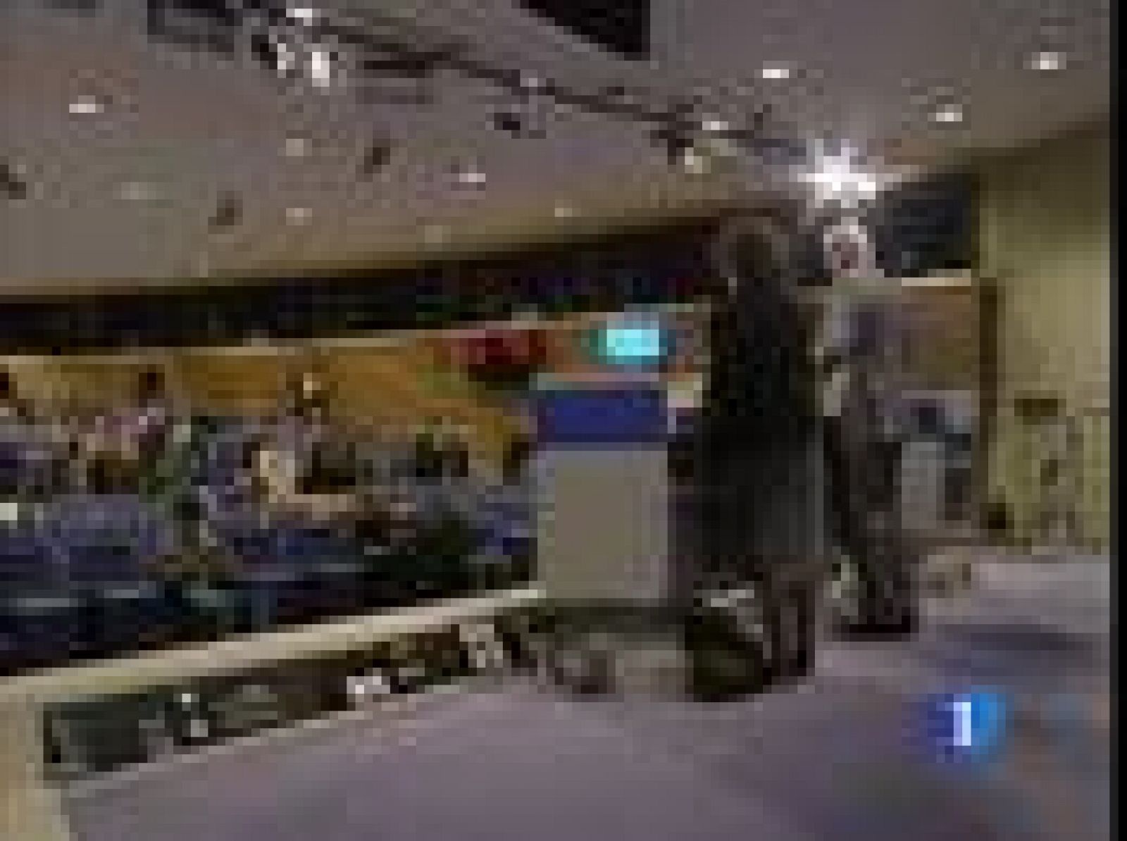 La UE creará una red de fondos aportados por los bancos | Ver