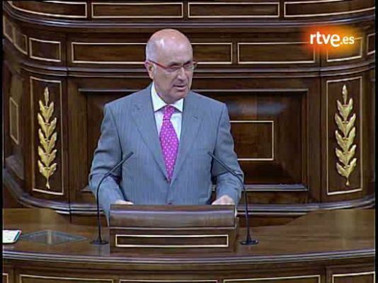  - CiU se abstiene y pide elecciones