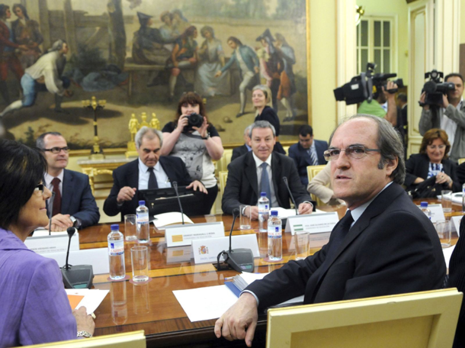 Ángel Gabilondo ha presentado el plan que llevará al Consejo de ministros a mediados de junio | Ver