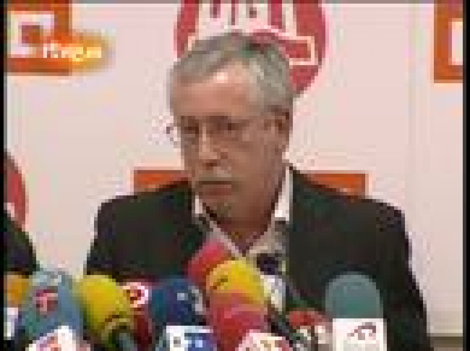 Los dos sindicatos mayoritarios, CC.OO. y UGT, no descartan la convocatoria de una huelga general | Ver