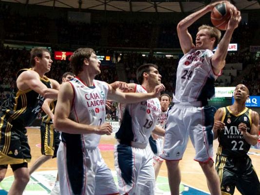 Baloncesto en RTVE - Caja Laboral 62-60 Real Madrid