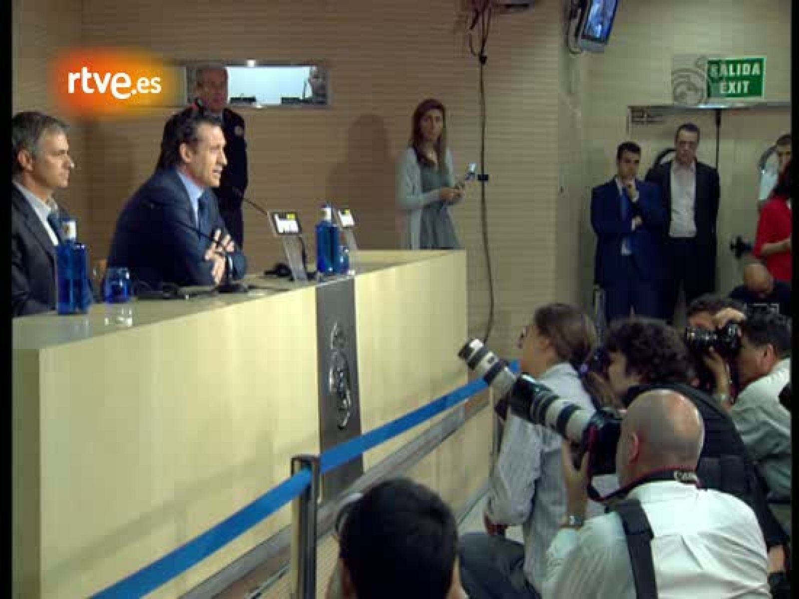 Valdano se justifica ante Mourinho