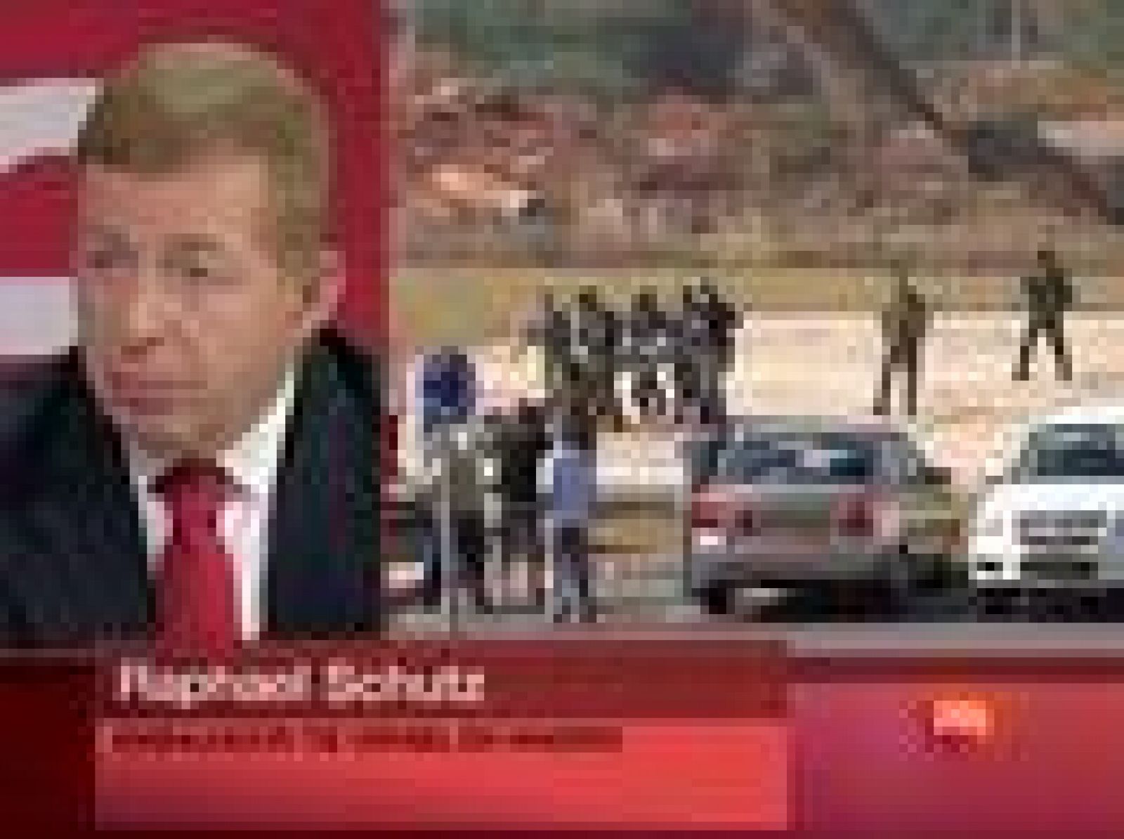 El embajador israelí en España, Raphael Schutz, ha dicho en referencia al asalto de su país a la 'Flotilla de la Libertad' que su Ejército ha actuado en "defensa propia" al ser "atacado brutalmente con una violencia feroz por un grupo de radicales disfrazados de defensores de derechos humanos, que no son". Schutz ha añadido en una entrevista en 'La noche en 24 Horas' que el bloqueo a Gaza es legal, por lo que Israel tiene plena legitimidad para actuar en aguas internacionales.