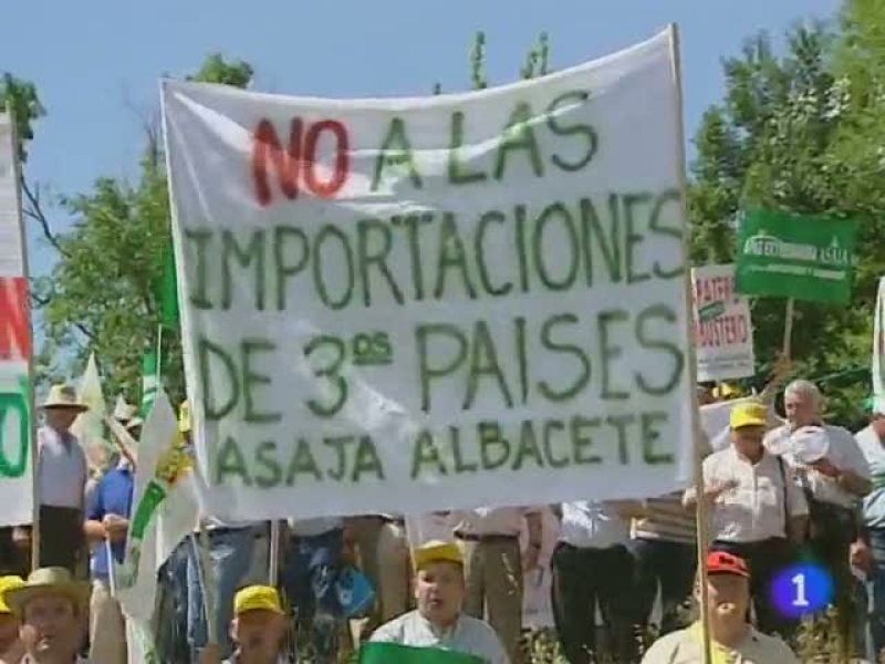  Noticias Andalucía (01/06/10)