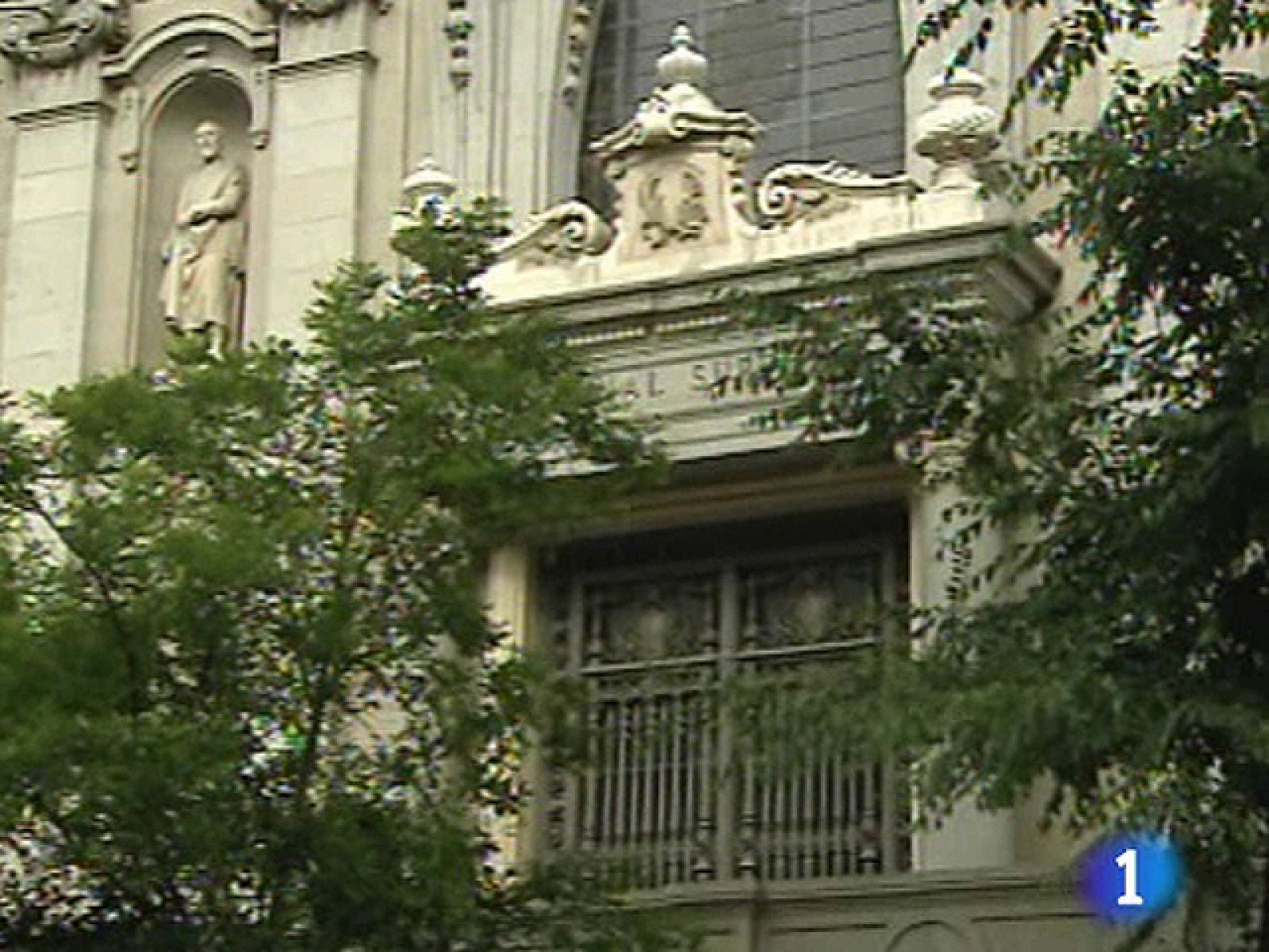 El juez del Supremo Luciano Varela ha ratificado su decisión de juzgar al magistrado Garzón | Ver