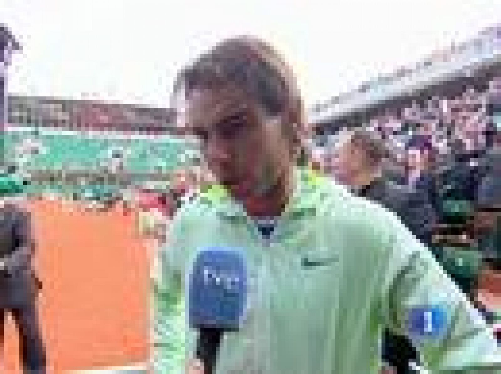 Rafa Nadal ha vencido en tres sets a Nicolás Almagro en los cuartos de final de Roland Garros y se mete en las semis, donde se enfrentará a Melzer.