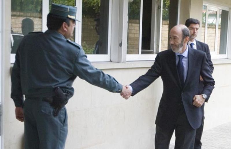 Rubalcaba en el lugar del atentado