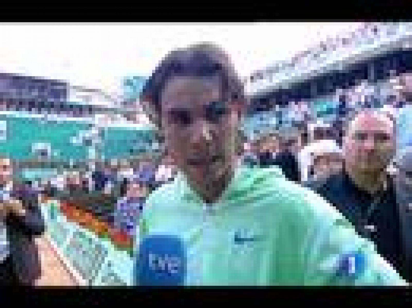 Rafa Nadal se ha metido en la final de Roland Garros tras vencer a Melzer y ahora podrá matar dos pájaros de un tiro. El manacorense puede levantar su quinto Roland Garros y vengarse de su verdugo del años pasado, Robin Soderling.