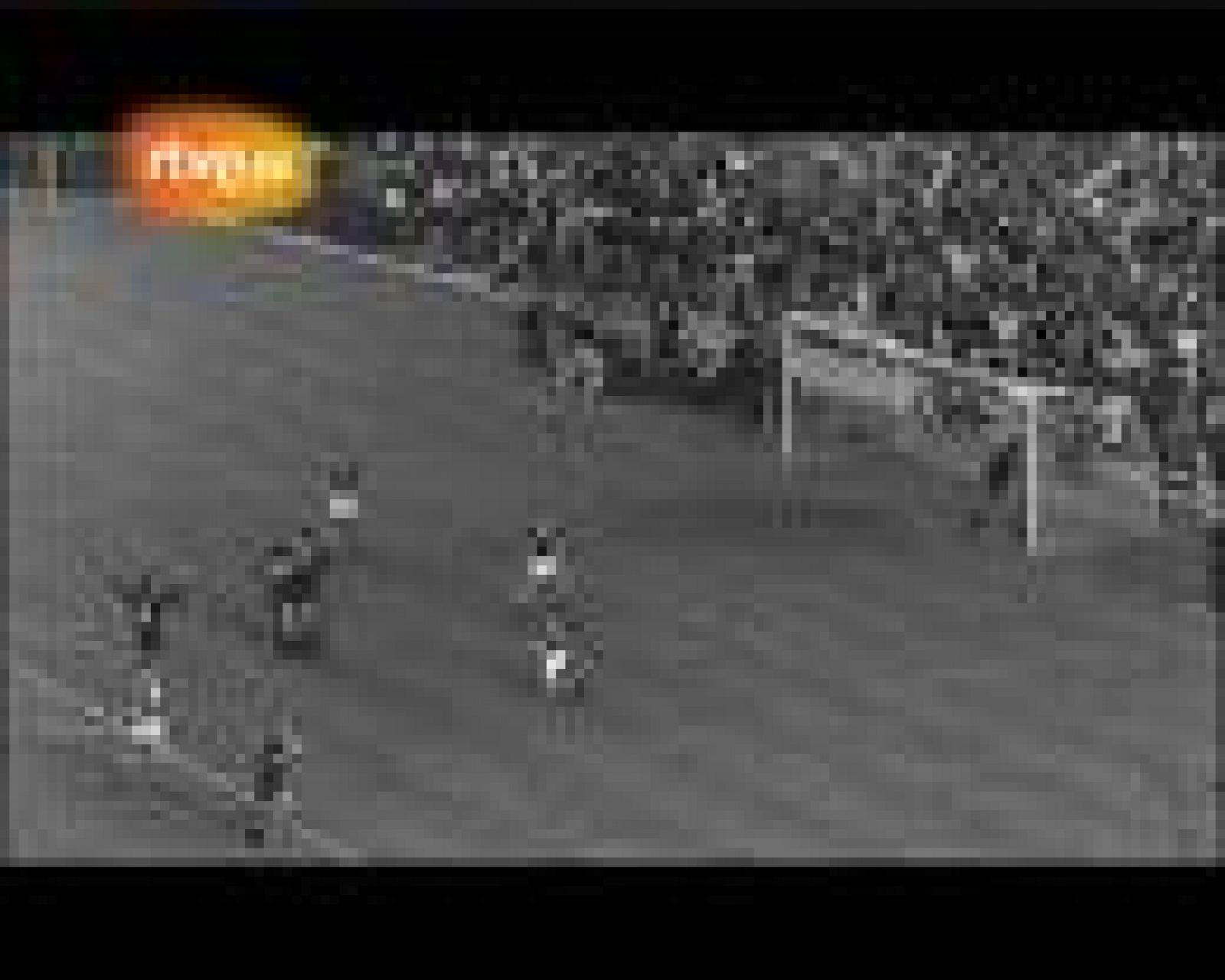 El documental de 'El Alma de la Roja' repasa la historia de la selección, con sus éxitos y fracasos, contada por sus protagonistas.