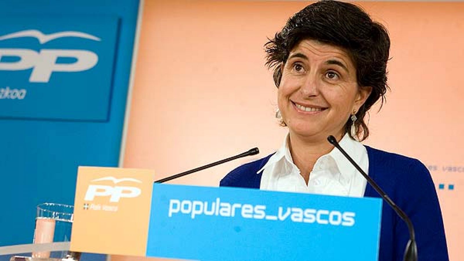  María San Gil explica que se irá de la dirección del PP vasco si no recupera la confianza de Rajoy.