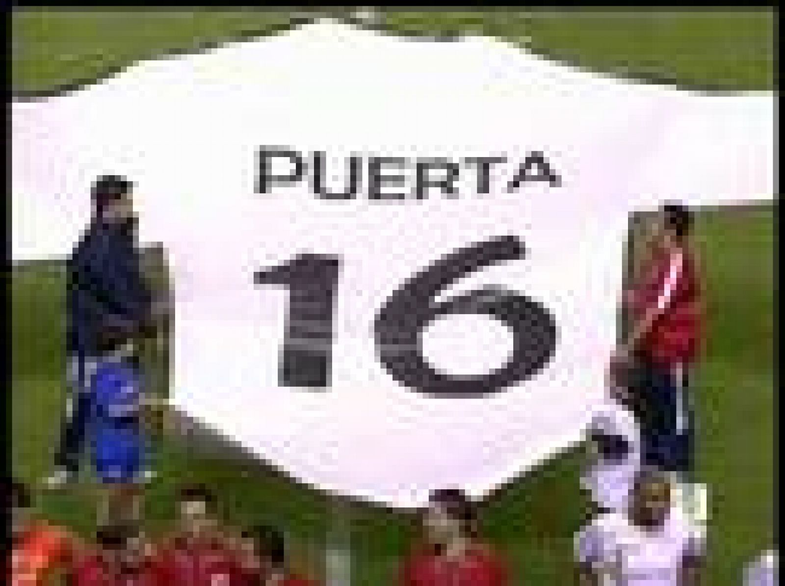 En el partido homenaje a Puerta se impuso el Sevilla por 5-3 | Ver