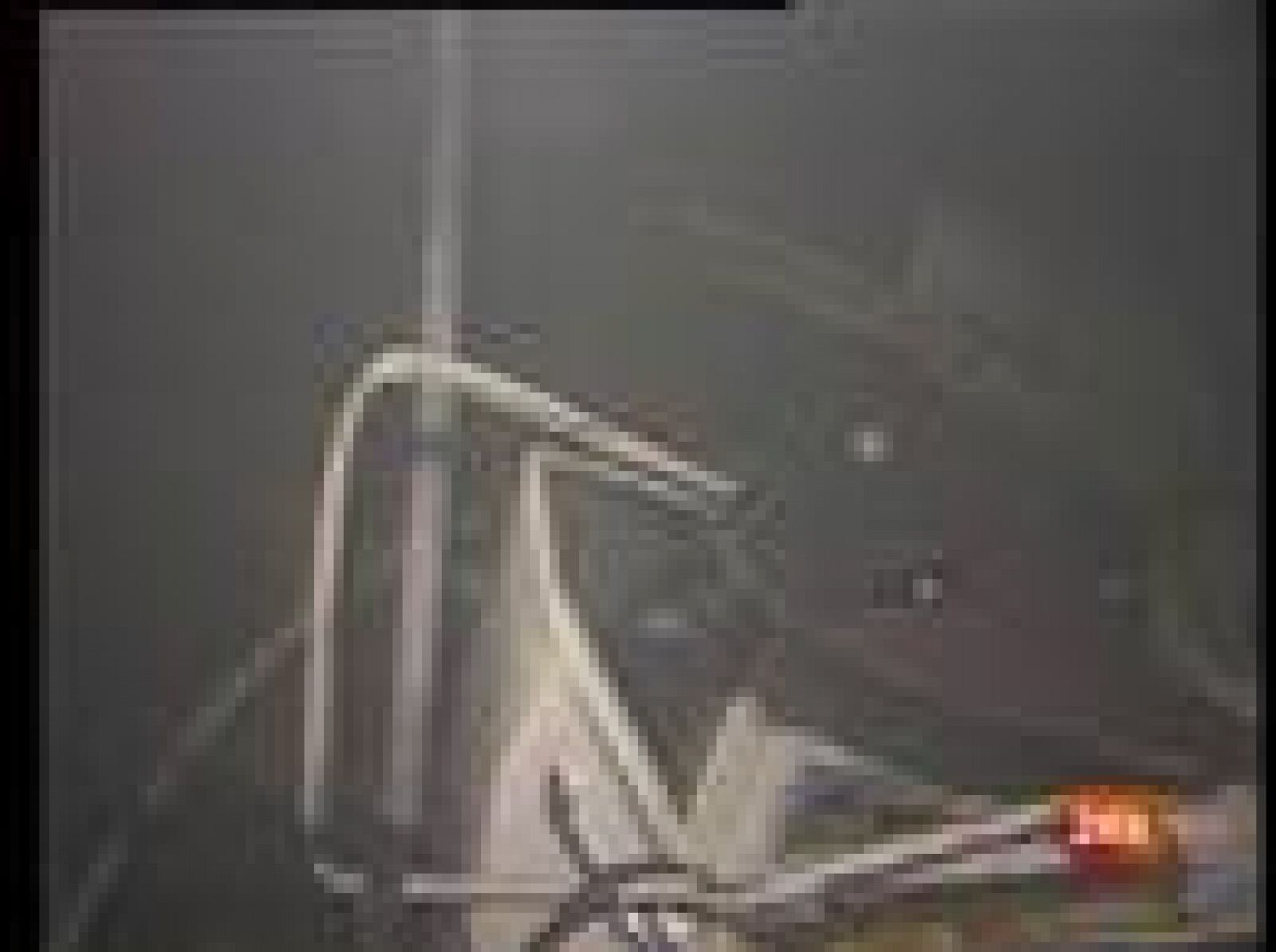 El 12 de junio de 1985 España y Portugal firmaban el Tratado de Adhesión a la CEE. Ahora se cumplen 25 años en los que ambas sociedades han cambiado radicalmente en su forma de pensar, pero también han visto cómo los dos países sufrían una transforma