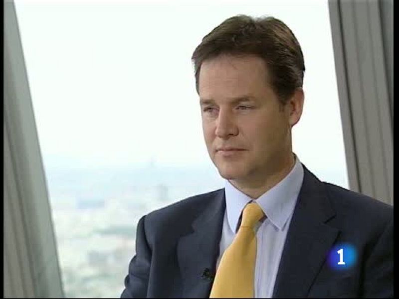  El viceprimer ministro británico, Nick Clegg, ha adelantado en una entrevista en Los Desayunos de TVE, algunas de las medidas del plan de ajuste económico que su Gobierno presentará el próximo 22 de junio. 