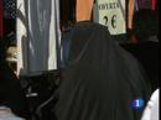  - Barcelona prohibe el burka