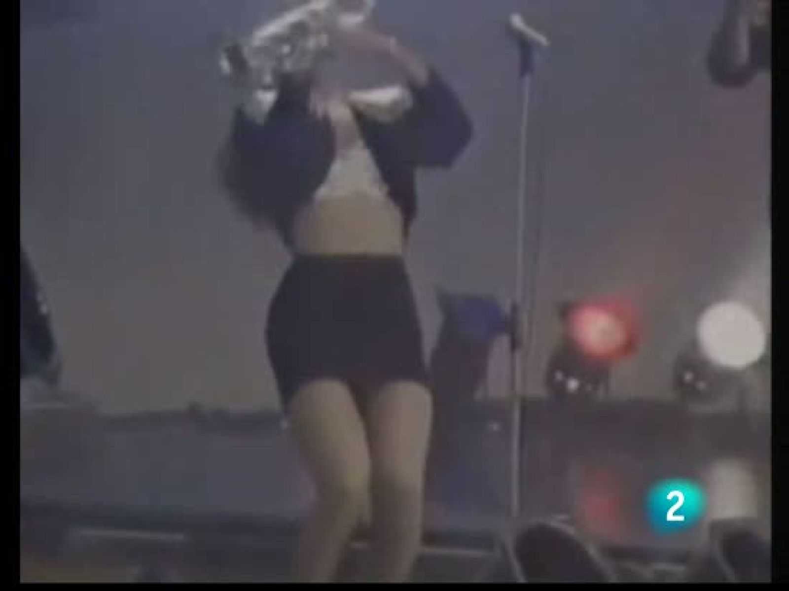 ¿Quiénes son los padres del waka waka? | Ver