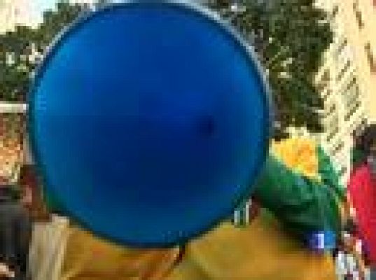  - El sonido de las "vuvuzelas"