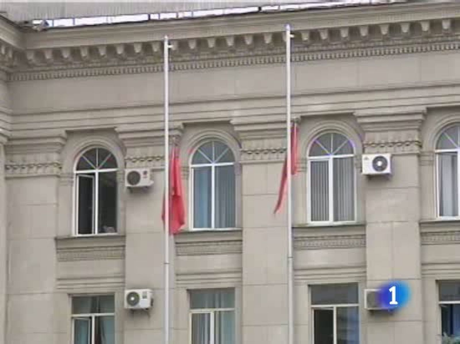 Día de luto oficial en Kirguizistán por los casi 200 muertos por los enfrentamientos interétnicos | Ver