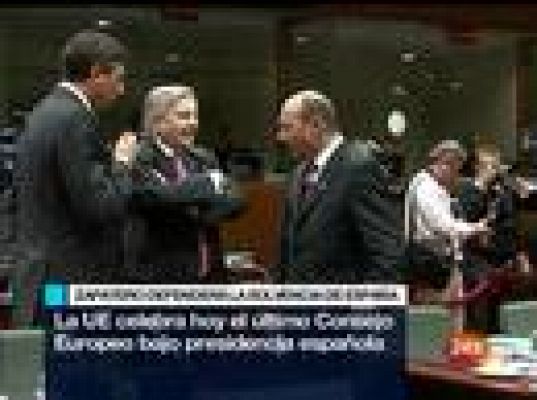 Telediario 1 - Telediario en 4' - 17/06/10