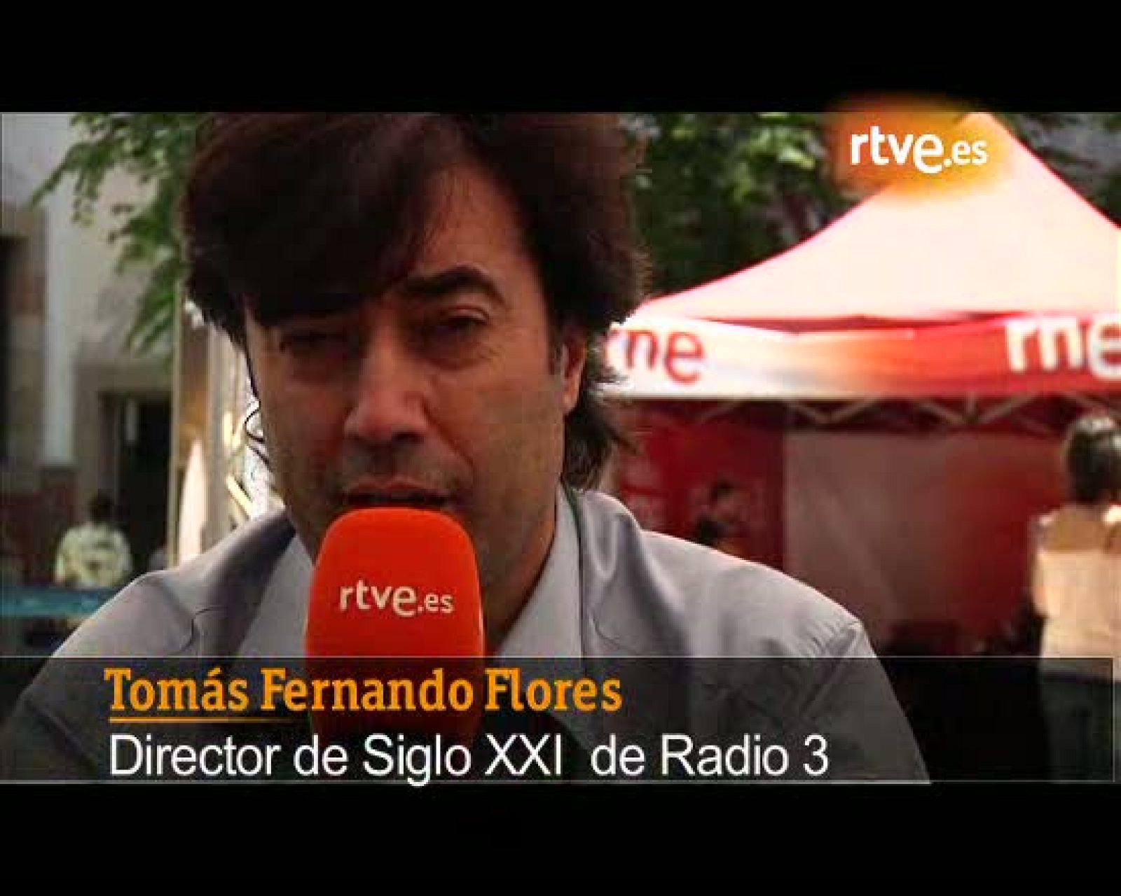 Tomás Fernando Flores, director y presentador de Siglo 21, el programa de Radio 3, te avanza cuál son para él los contenidos estrella de esta edición: bandas consolidadas como Chemical Brothers, LCD Soundsystem o Jónsi, el líder de Sigur Rós, y otras aparentemente menos relevantes pero igualmente interesantes como Caribou, el japonés Okeda, Matthew Herbert o Cluster.  