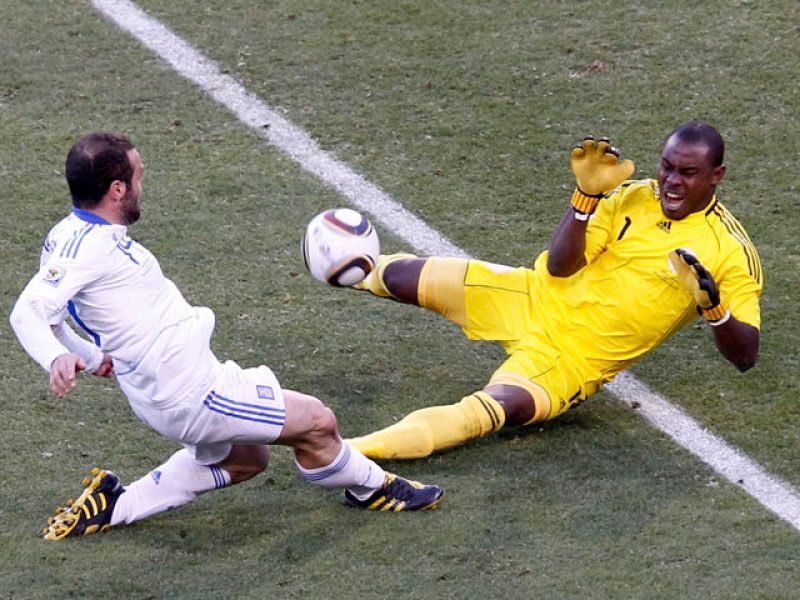 La selección de fútbol de Grecia ha conseguido la primera victoria de su equipo en un Mundial. 