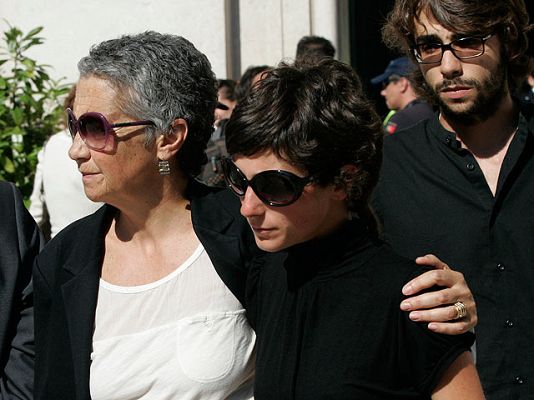  - Lisboa vela a Saramago