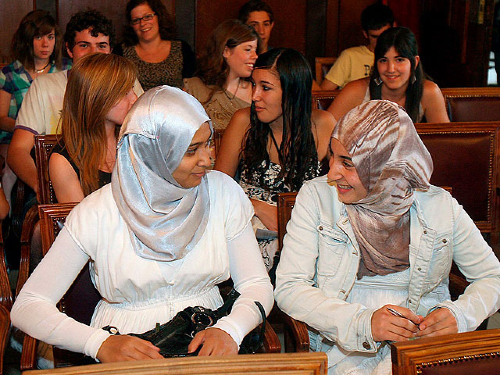 Informe Semanal: Lo que el velo oculta