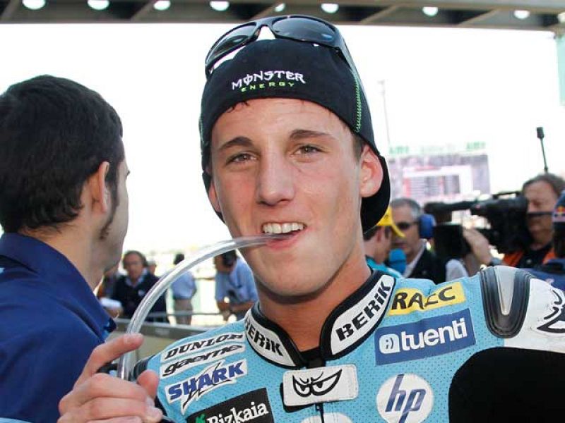 Pol Espargaró se queda con su segundo puesto, y que ha quedado por delante de Nico Terol, lo que le ha dado el liderato provisional de la categoría.