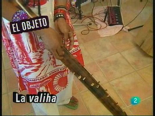 El objeto:  La valiha